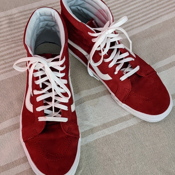 Men's Red Shoes - Picture 2 of 7